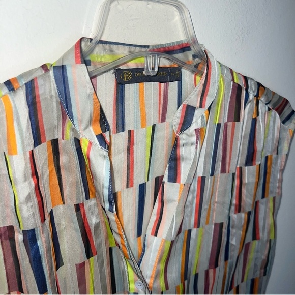 3/$25 🍄 Outback Red Ladies Colorful Sheer Shirt Size XS - Picture 5 of 10